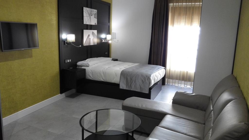 Apartamentos Las Palmeras Palma del Río Room photo